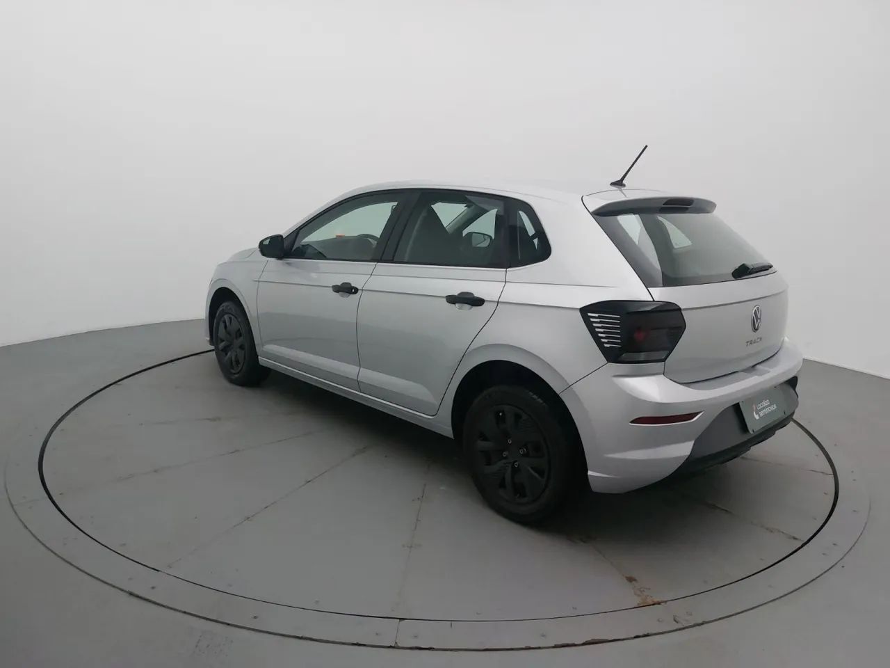 Volkswagen Polo Track 1.0 Flex 12V 5p, foto 3 de 18