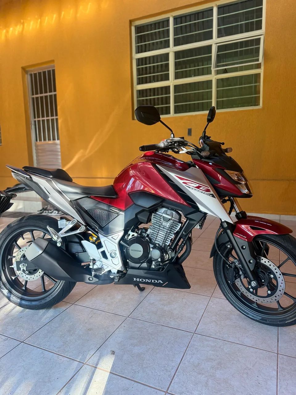 CB300F ABS 2026