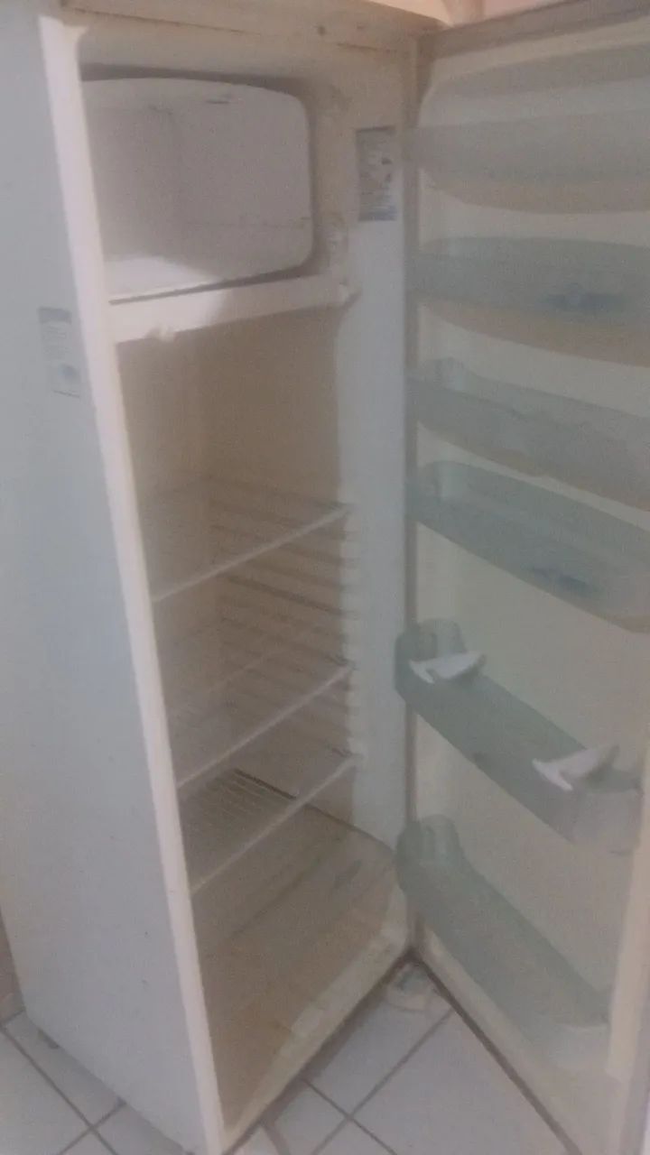 Geladeira Electrolux funcionando normalmente  - Foto 2