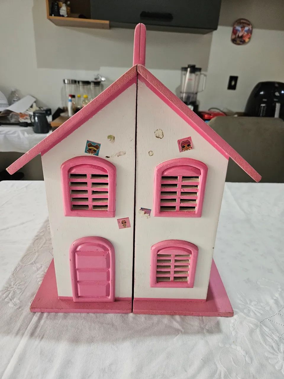 Casa de boneca. Madeira 