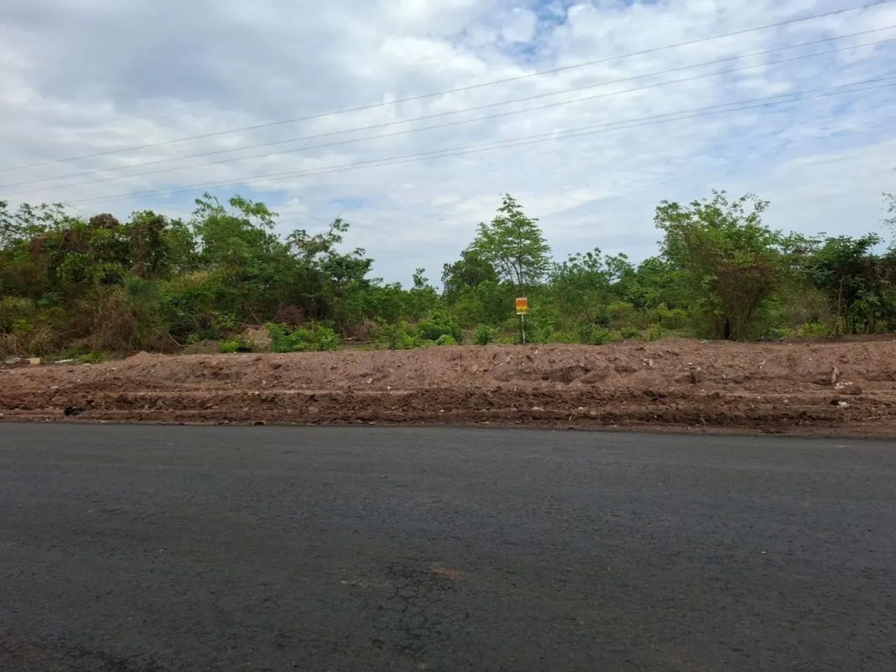 Terreno à venda no Bairro Pedra 90