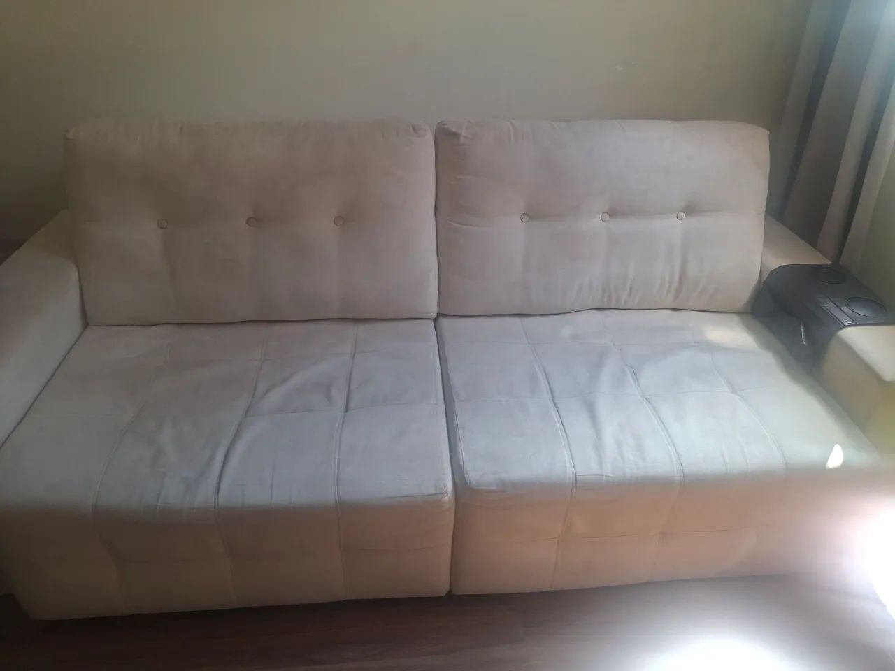 Vendo sofá retrátil 4 lugares em suede