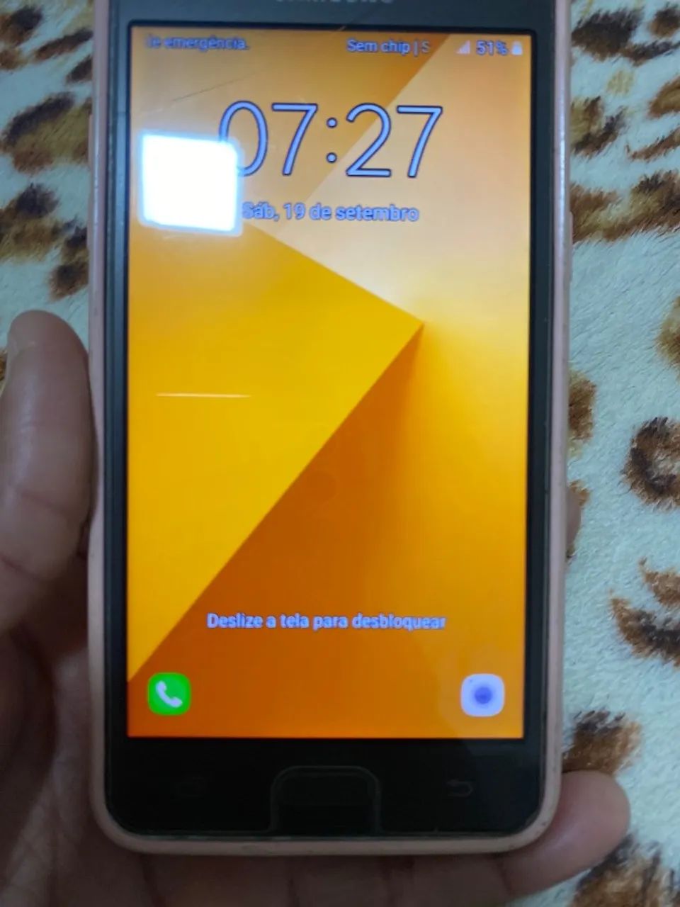 Vendo celular em ótimas condições 