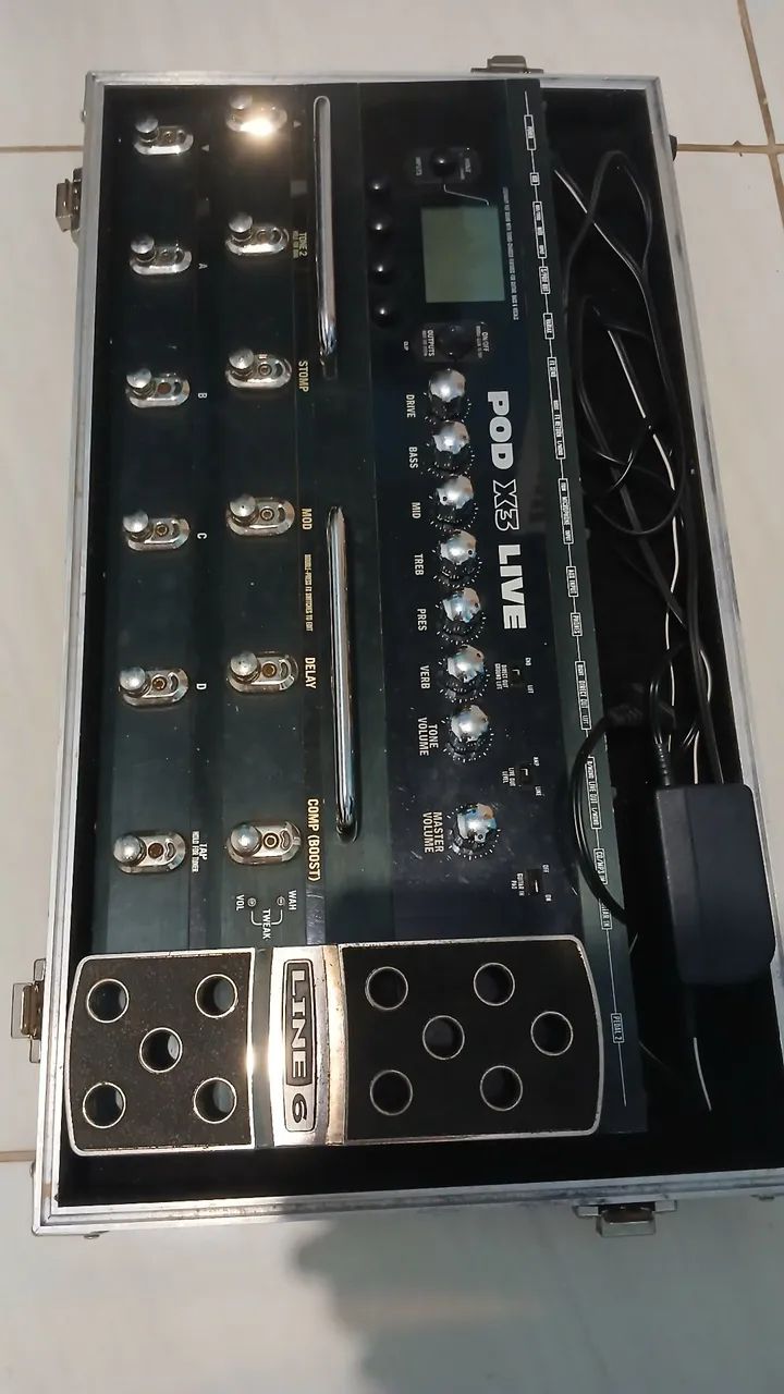 Pedaleira POD X3 Live + case. Bem conservada. - Foto 2
