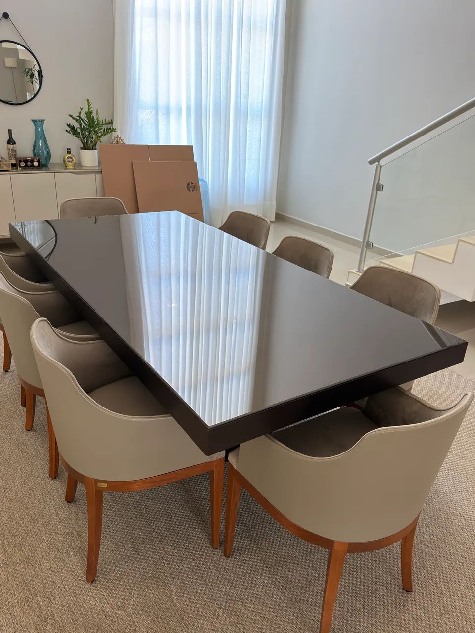 Mesa jantar com cadeiras 