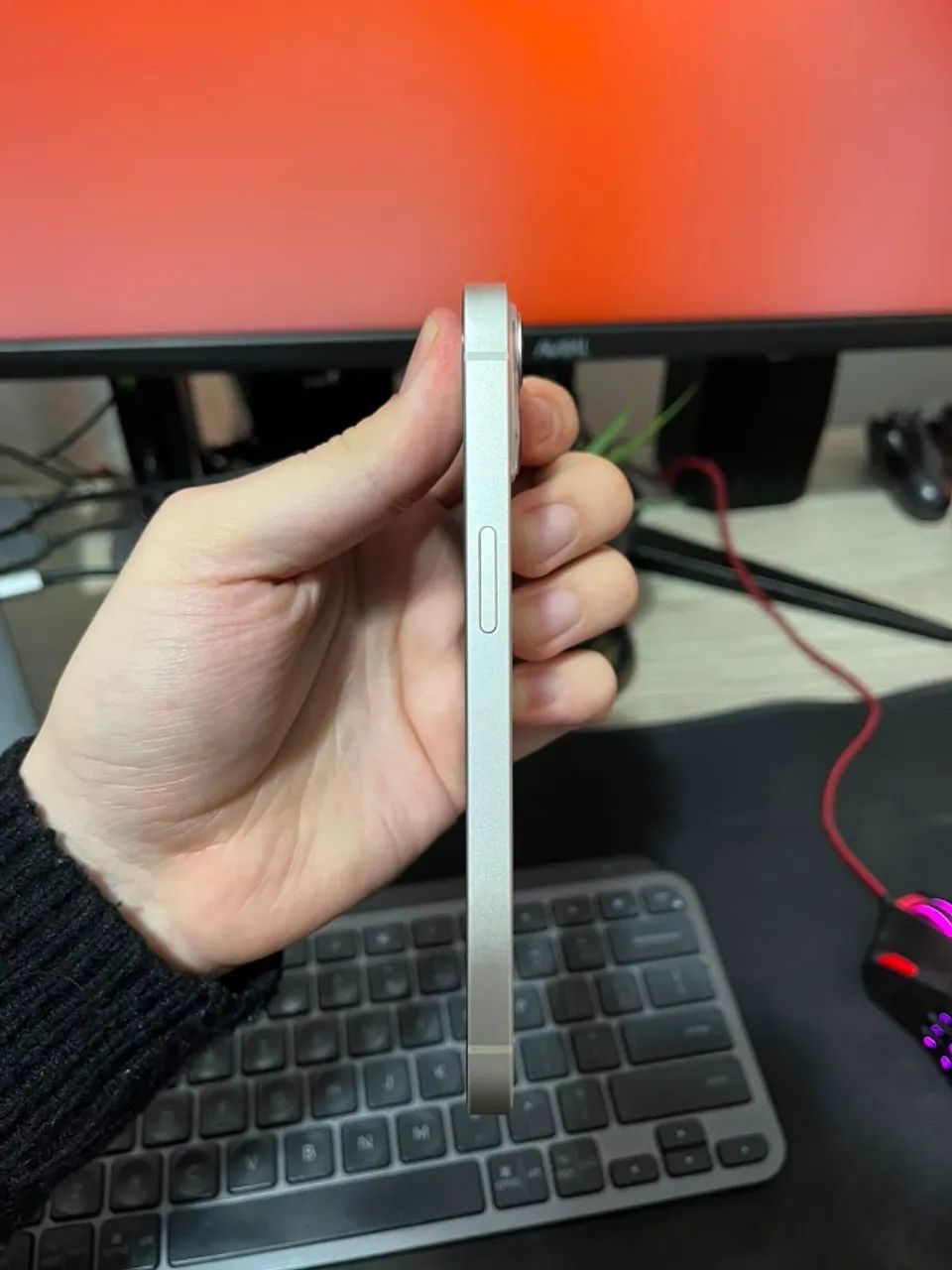 IPHONE 13 BRANCO - 128GB - 100% de Saúde da Bateria - Foto 4
