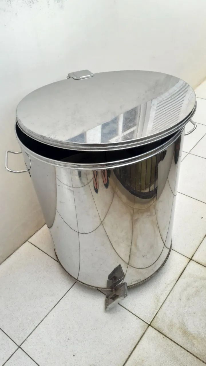 Lixeira inox 100 litros  - Foto 4