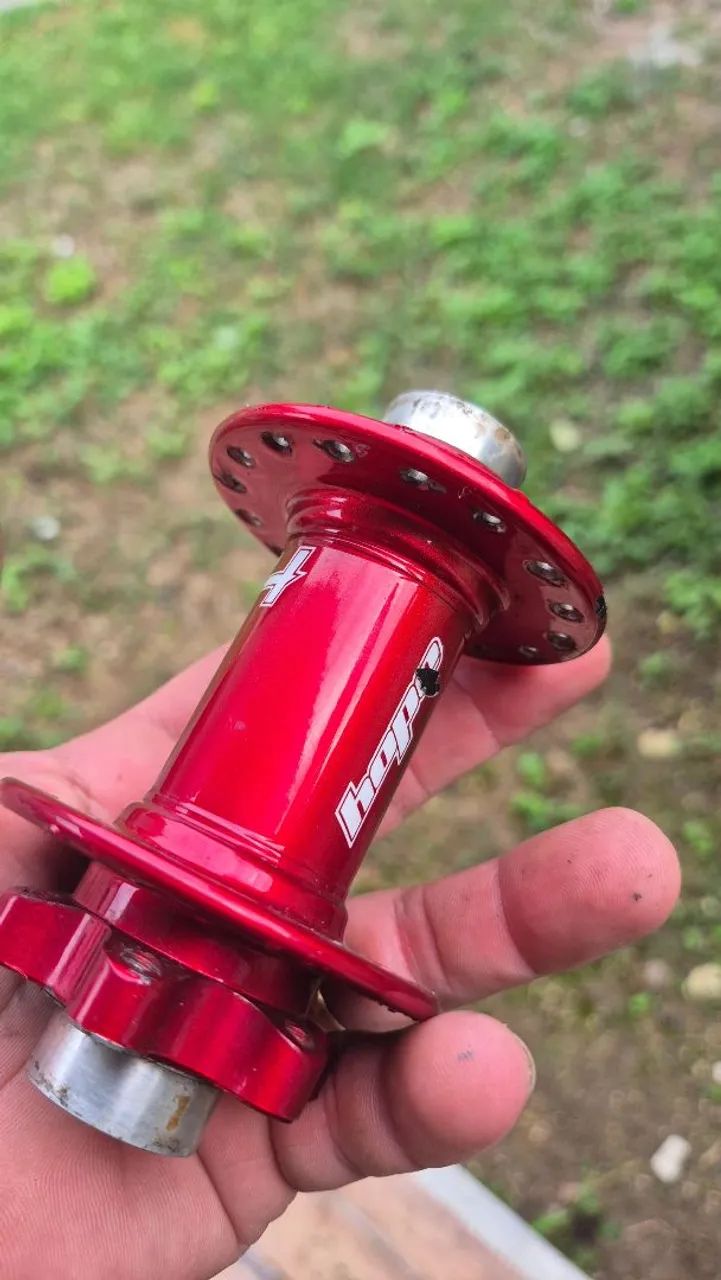 Cubo hope pro4 dianteiro 20x110mm boost