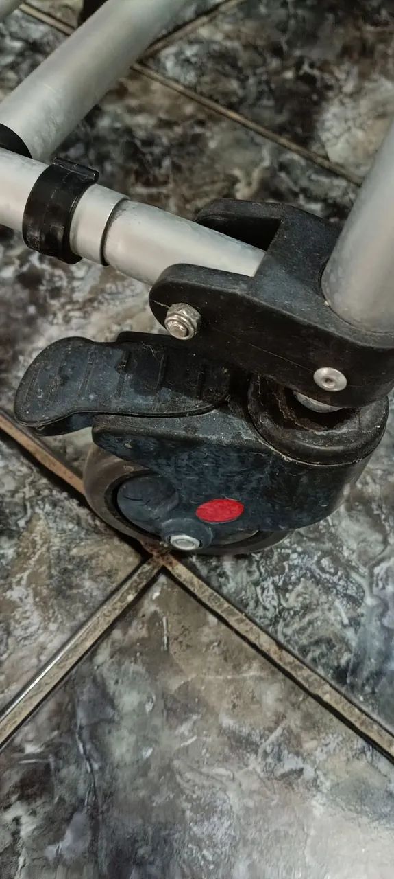 Cadeira de rodas de alumínio  - Foto 4