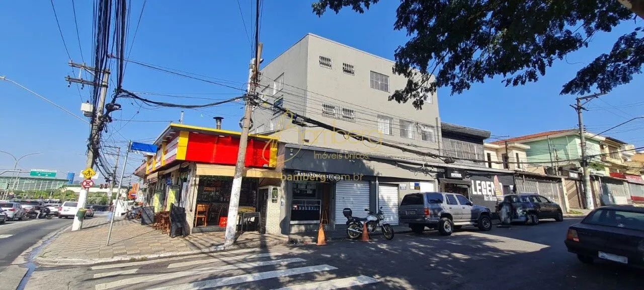 PRÉDIO COMERCIAL DE ESQUINA À VENDA AV. INTERLAGOS - INVESTIMENTO COM RENDA