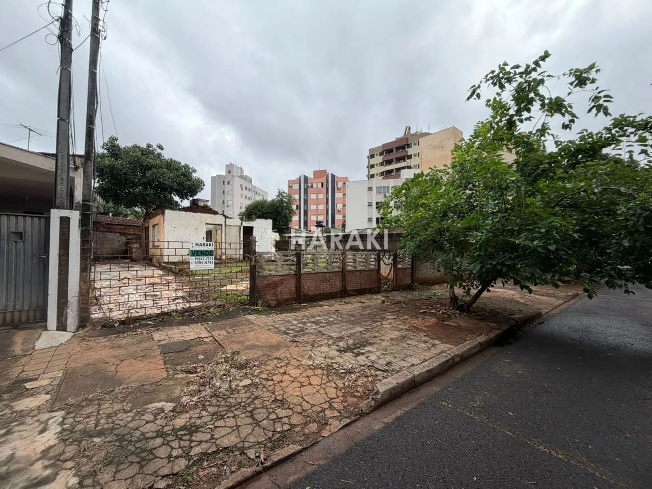 Terreno a venda na Zona 07 - Maringá/PR