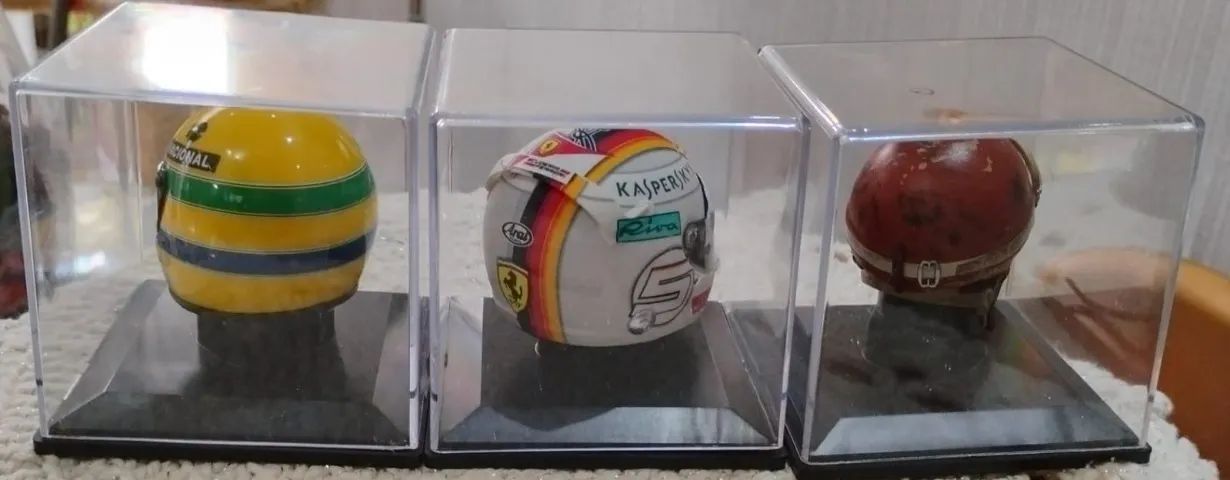 MINI CAPACETES