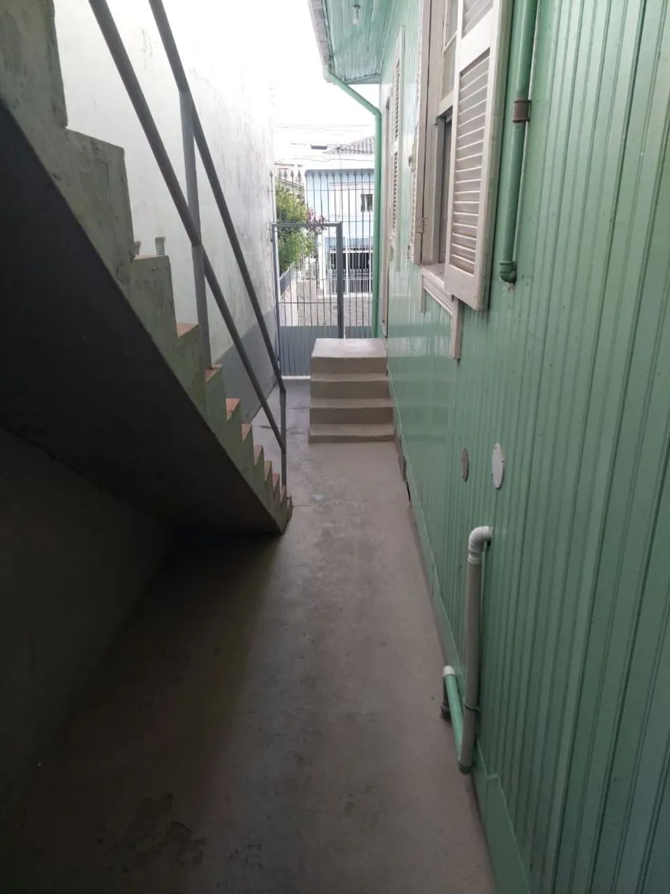 Duas Casas Mesmo Terreno  - Foto 3