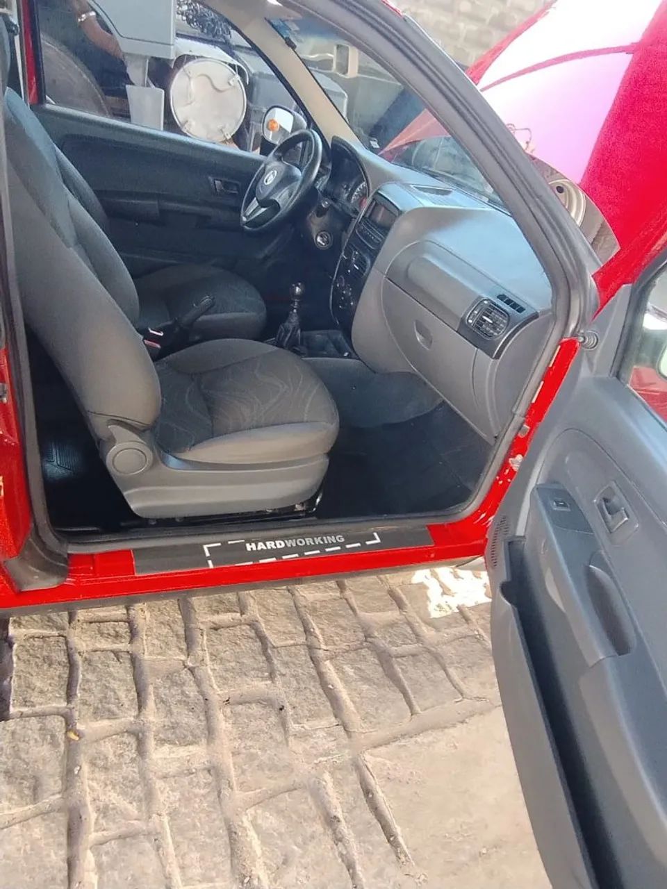Fiat Strada Working Hard 1.4 Fire Flex 8V CD 2017 - Foto 5