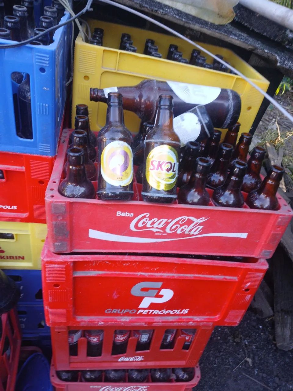 Caixa de coca cola  ks e LS de litrinho , Sokol 600ml .