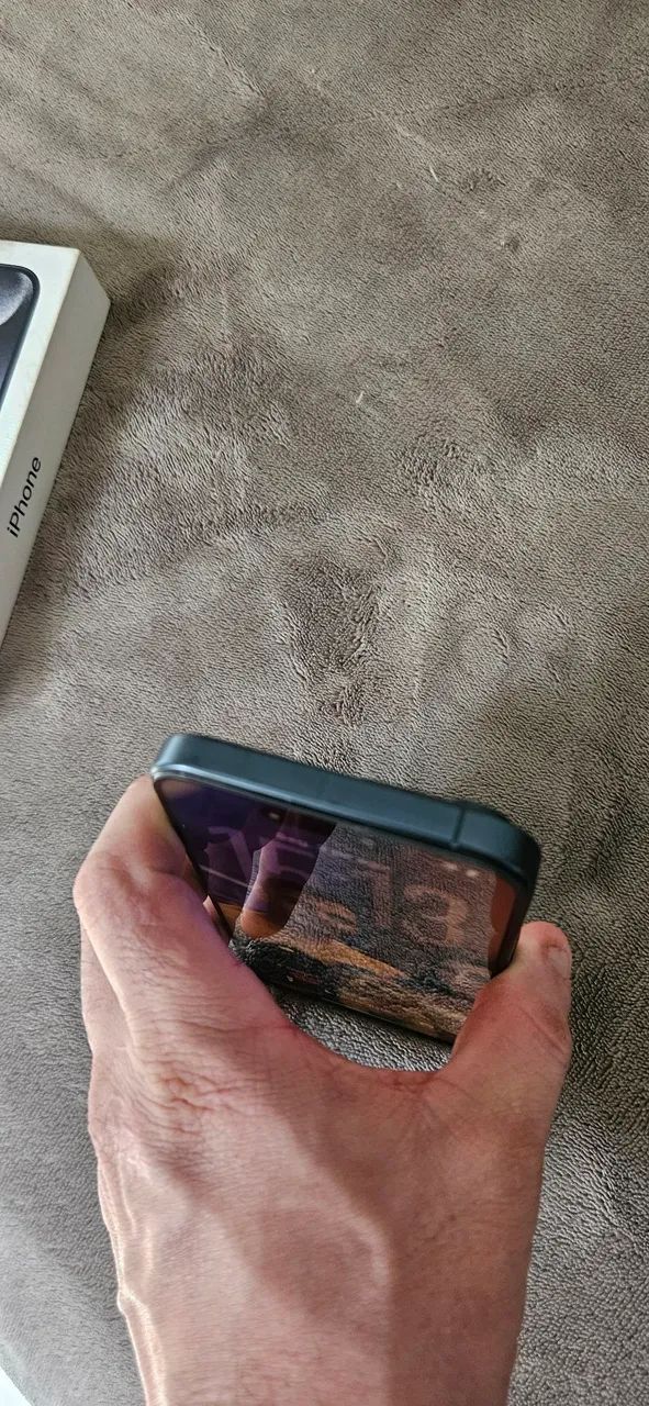 Iphone 15 pro max 256  - Foto 5