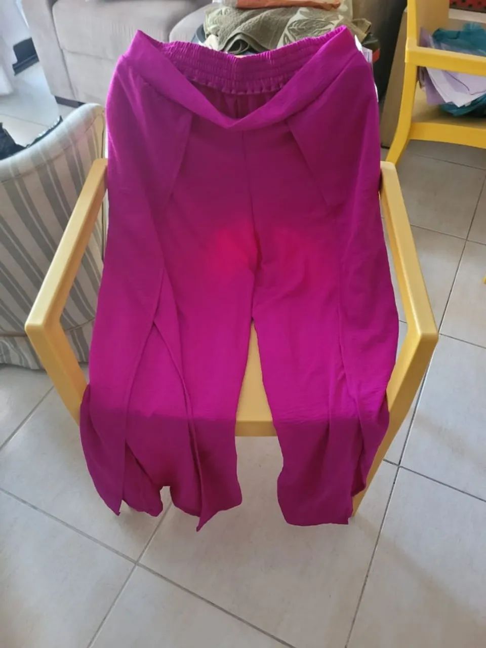 Vendo CALÇA CREPE PINK NOVA - Foto 5