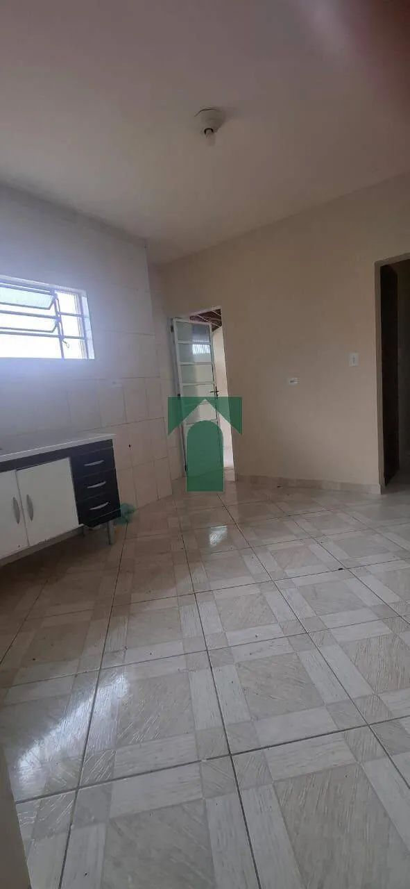 Casa térrea para alugar com 70m² 2 quartos e 1 vaga (Vila Progresso) - Foto 2