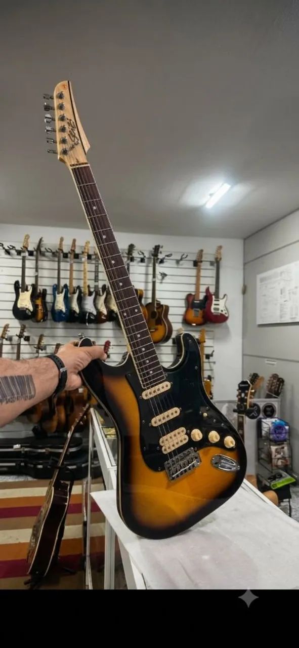 GUITARRA SEIZI KATANA SEMI-NOVA  - Foto 2