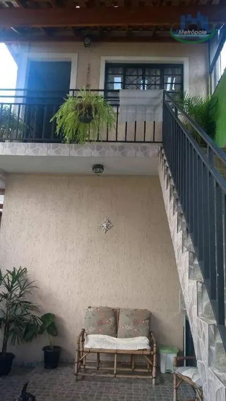 Sobrado com 2 Casas no Terreno - Foto 3