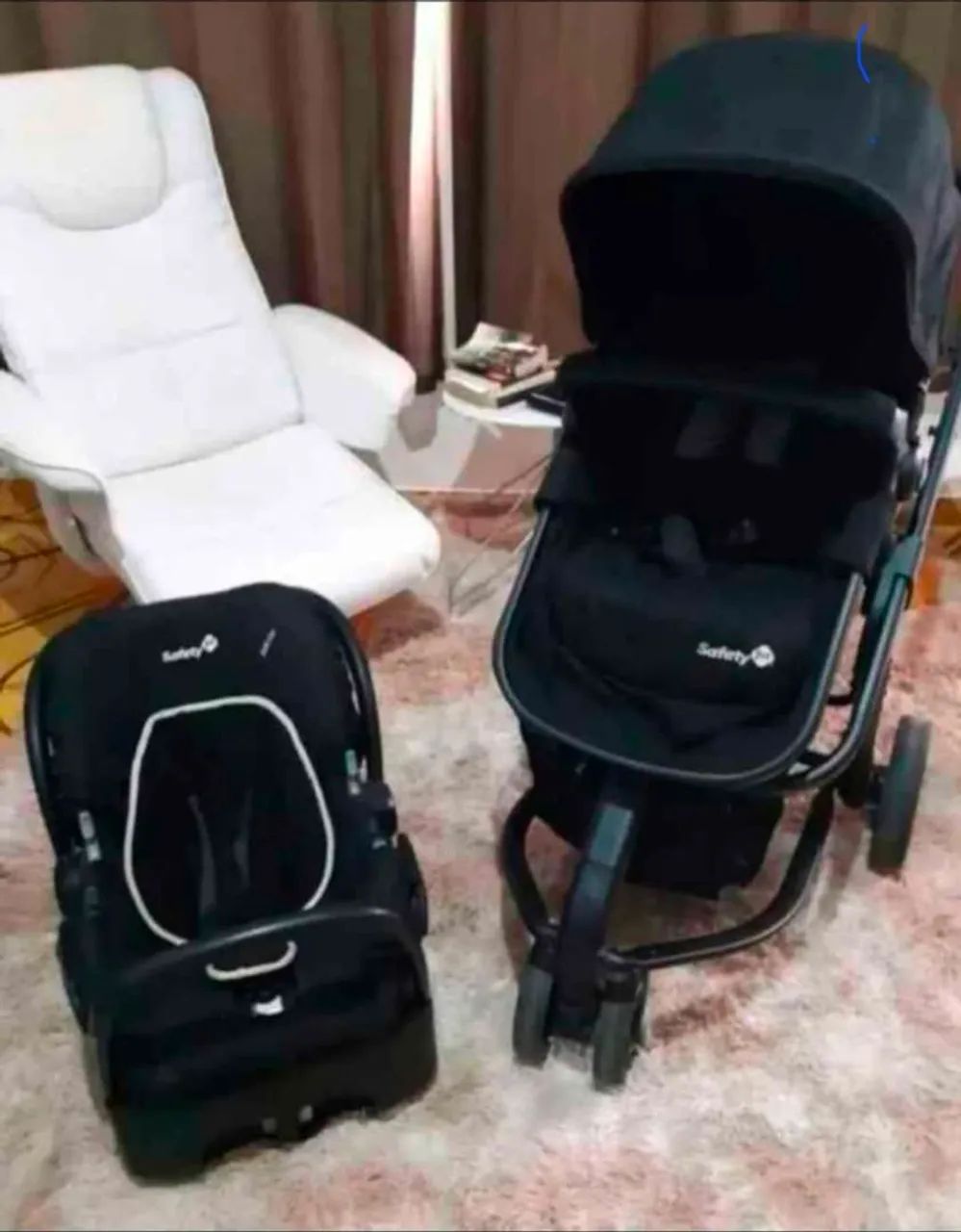 Carrinho de bebê safety mobi Moisés e bebê conforto entrego e aceito cartão 12xvezes 