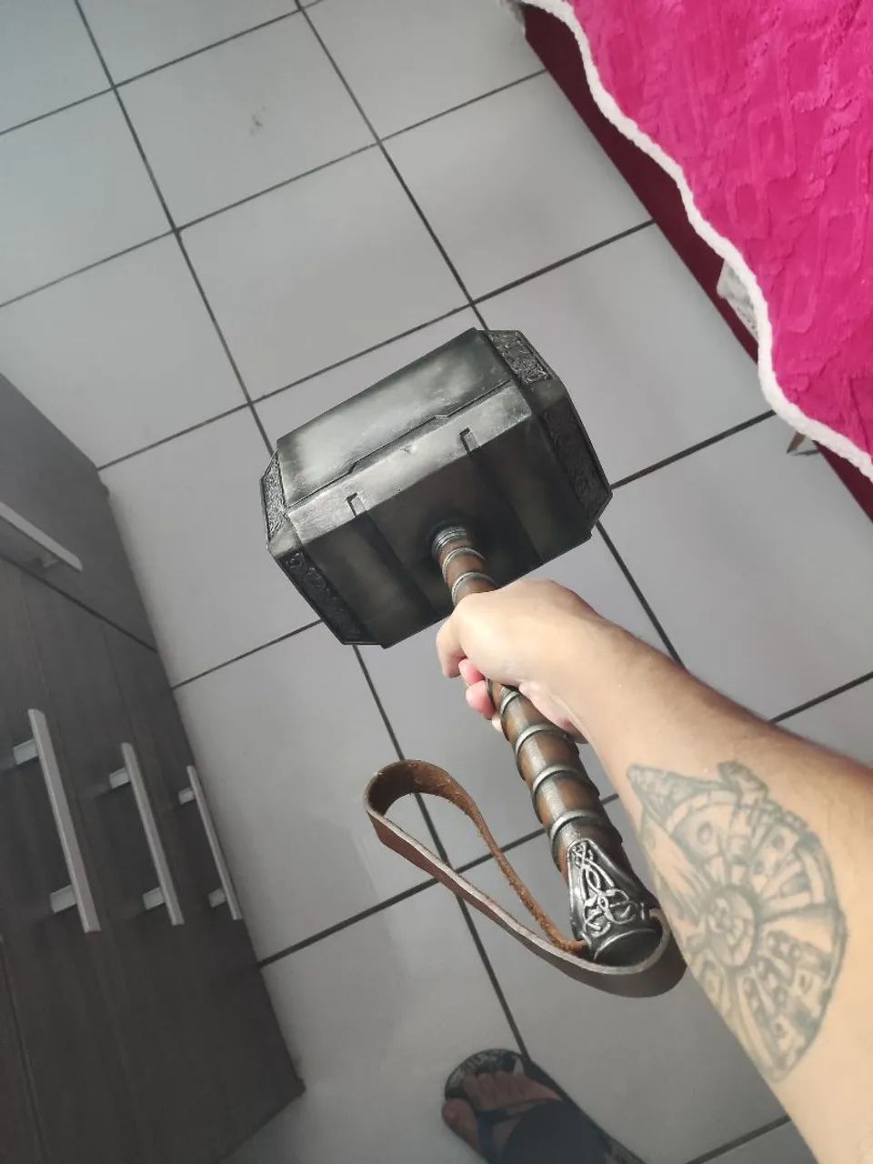 Mjolnir Thor tamanho real - Foto 3
