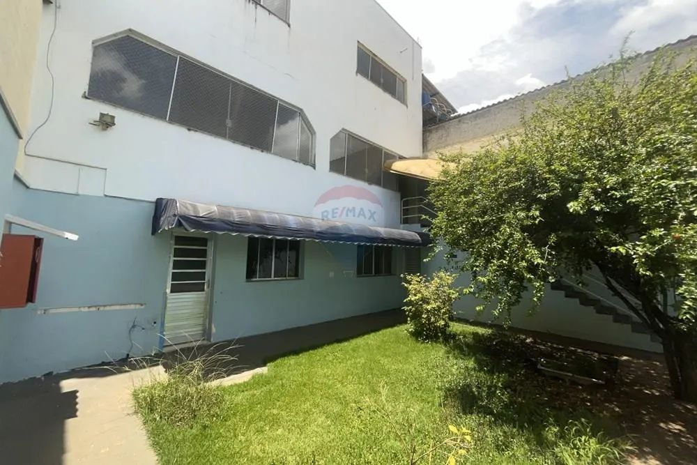 "Prédio Comercial Parque Pan Americano em São Paulo: Ótima Oportunidade!" - Foto 2