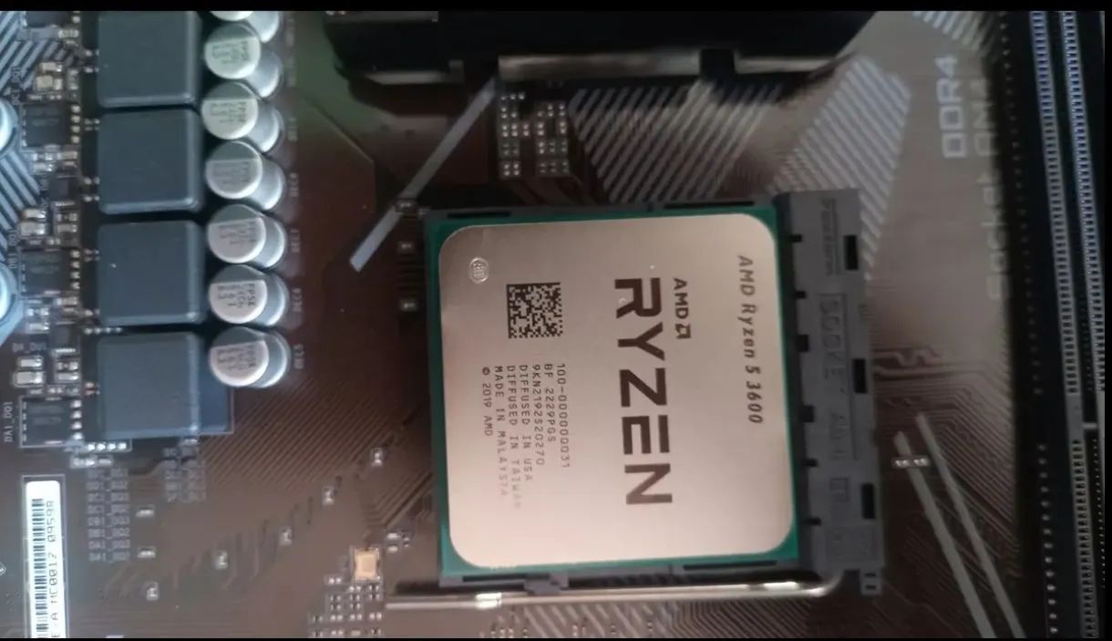 RTX 2060 + Ryzen 5 3600 - Foto 5