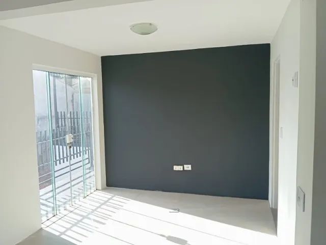 Vendo Casa de 2 Andares, 3 Quartos, Escritório e Sala com pé direito duplo. - Foto 2