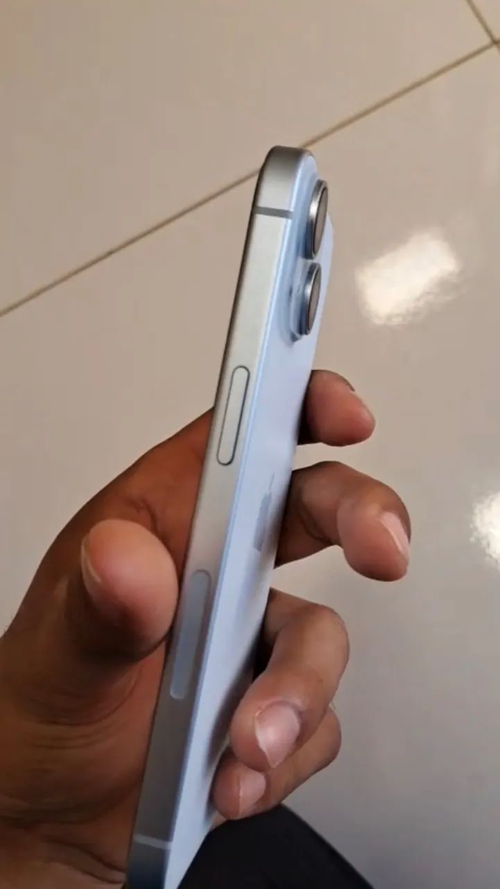 iPhone 15 azul 128G ?86% - Foto 2