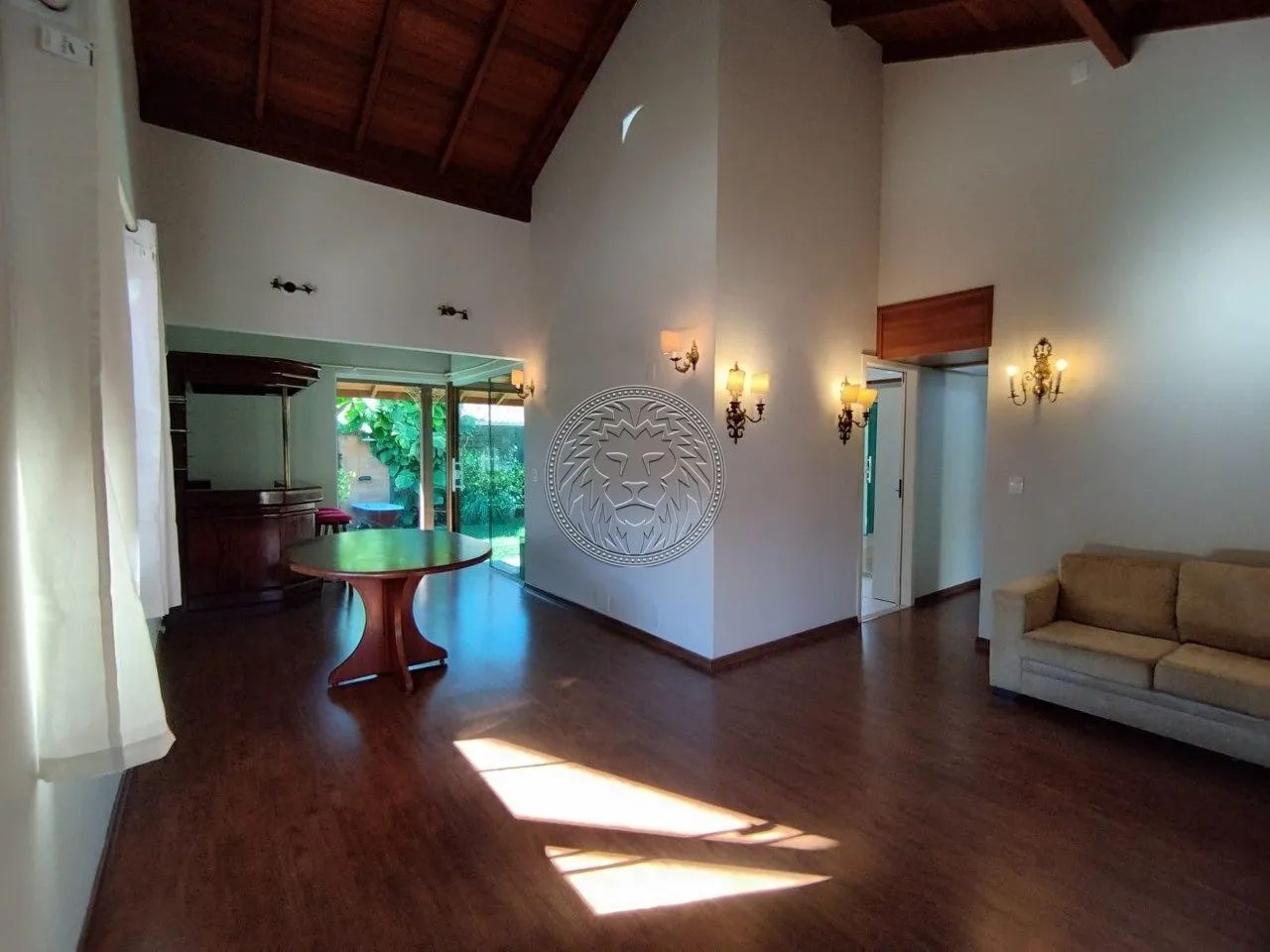 Casa 3 dormitórios no Rio Tavares em Florianópolis - SC - Foto 2