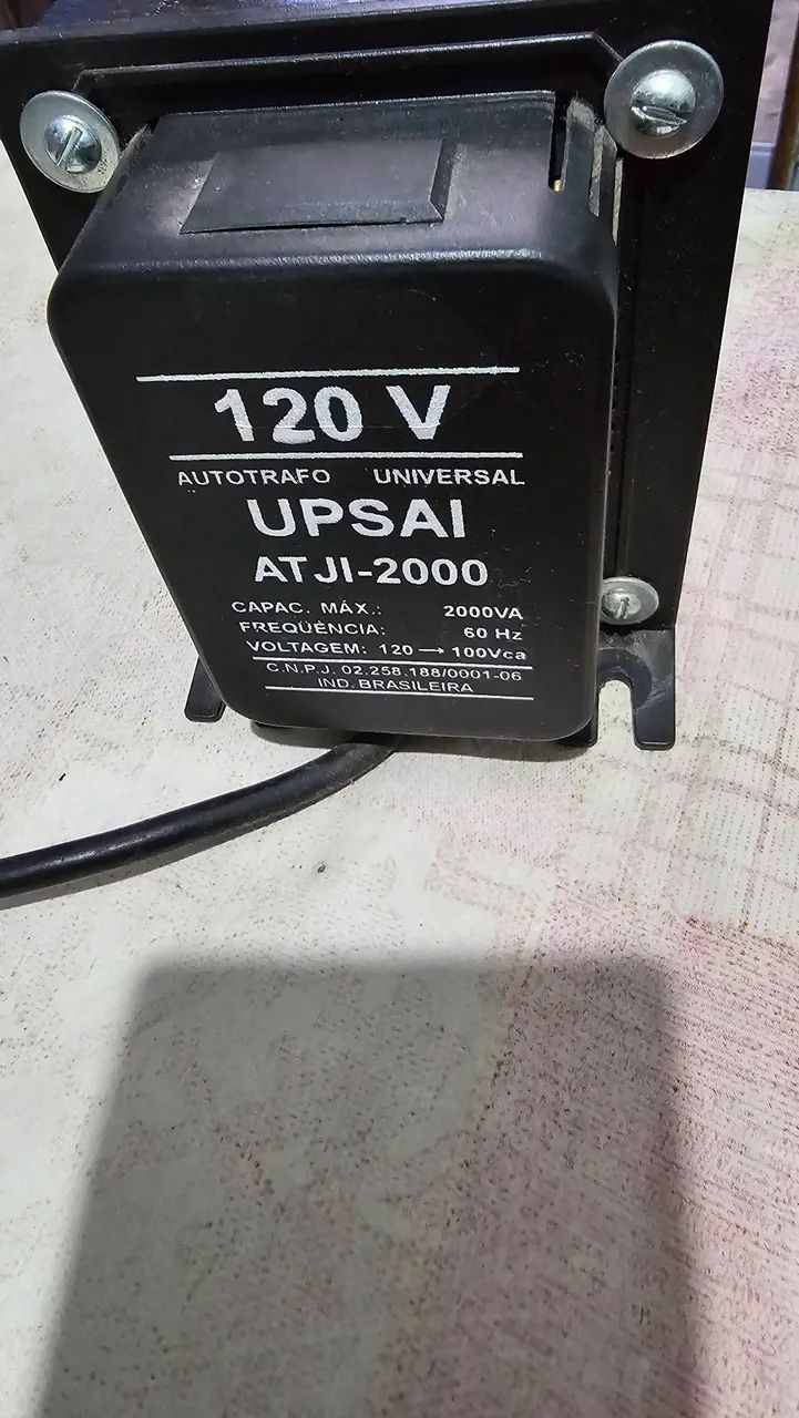 Auto transformador upsai 2000va 110 para 100