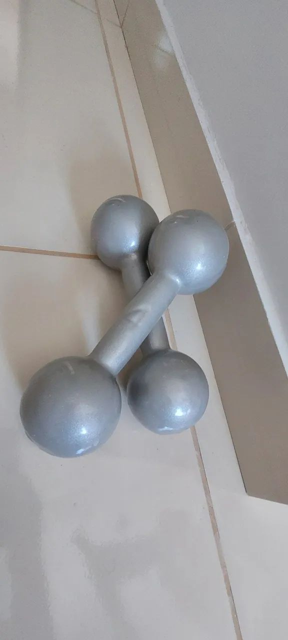 Par de halteres de 4kg emborrachado