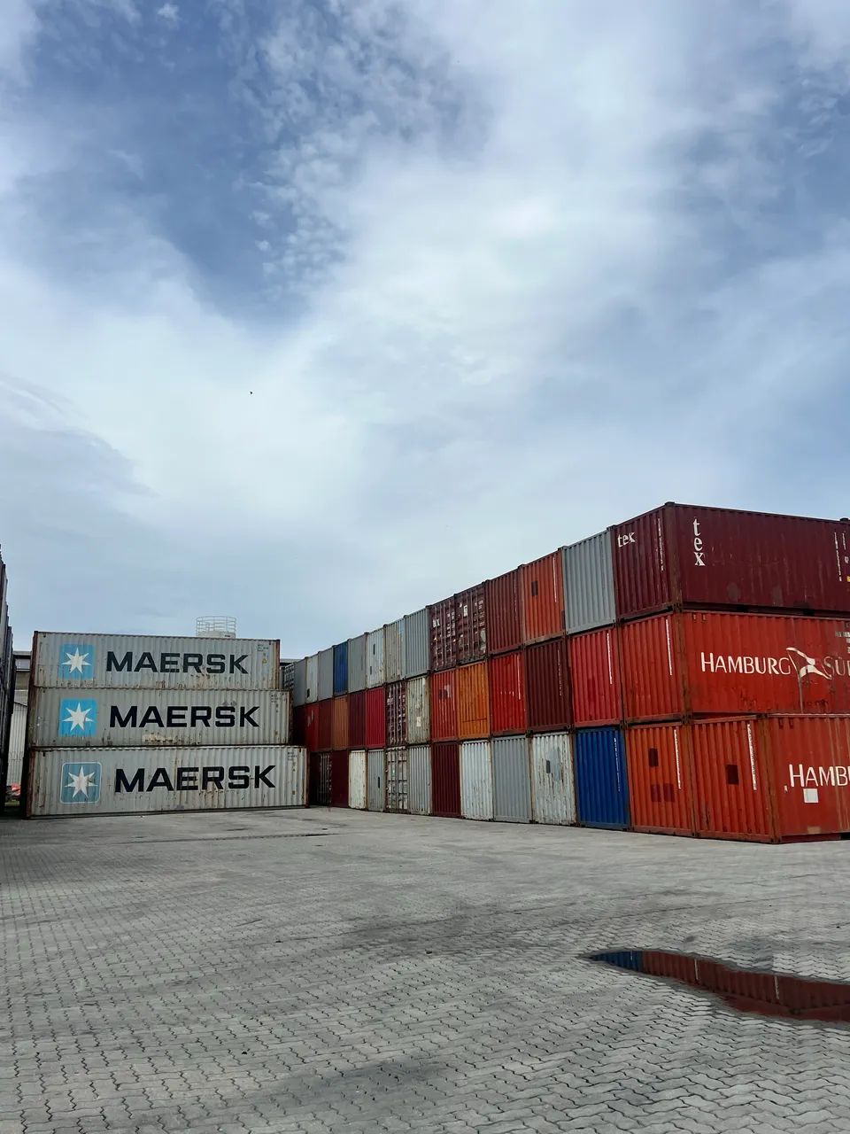 Container disponível para entrega 