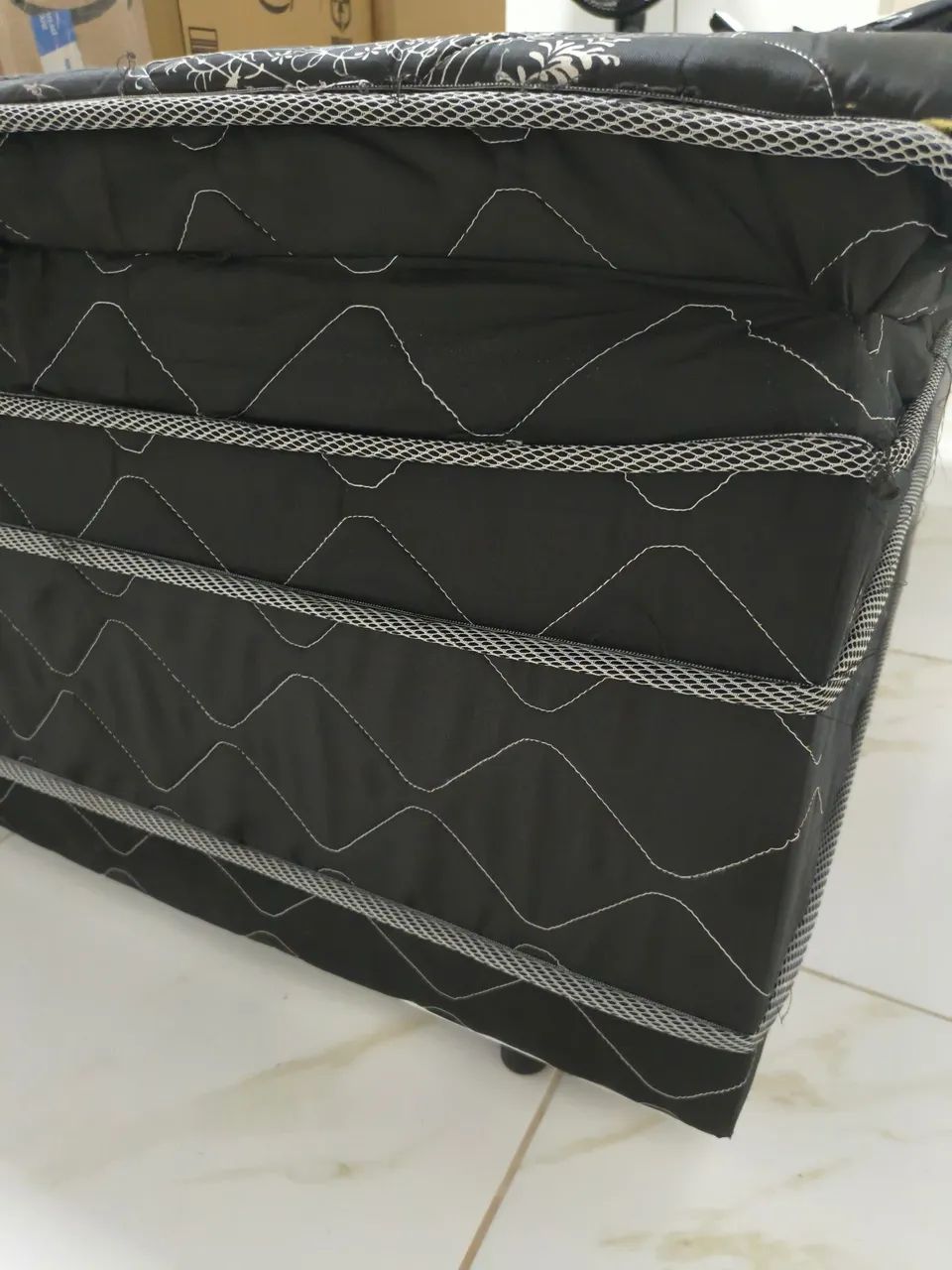 Cama Box, semi nova, em excelente estado - Foto 2