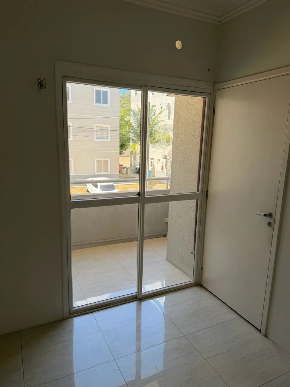 Alugo apartamento bairro ancuri 