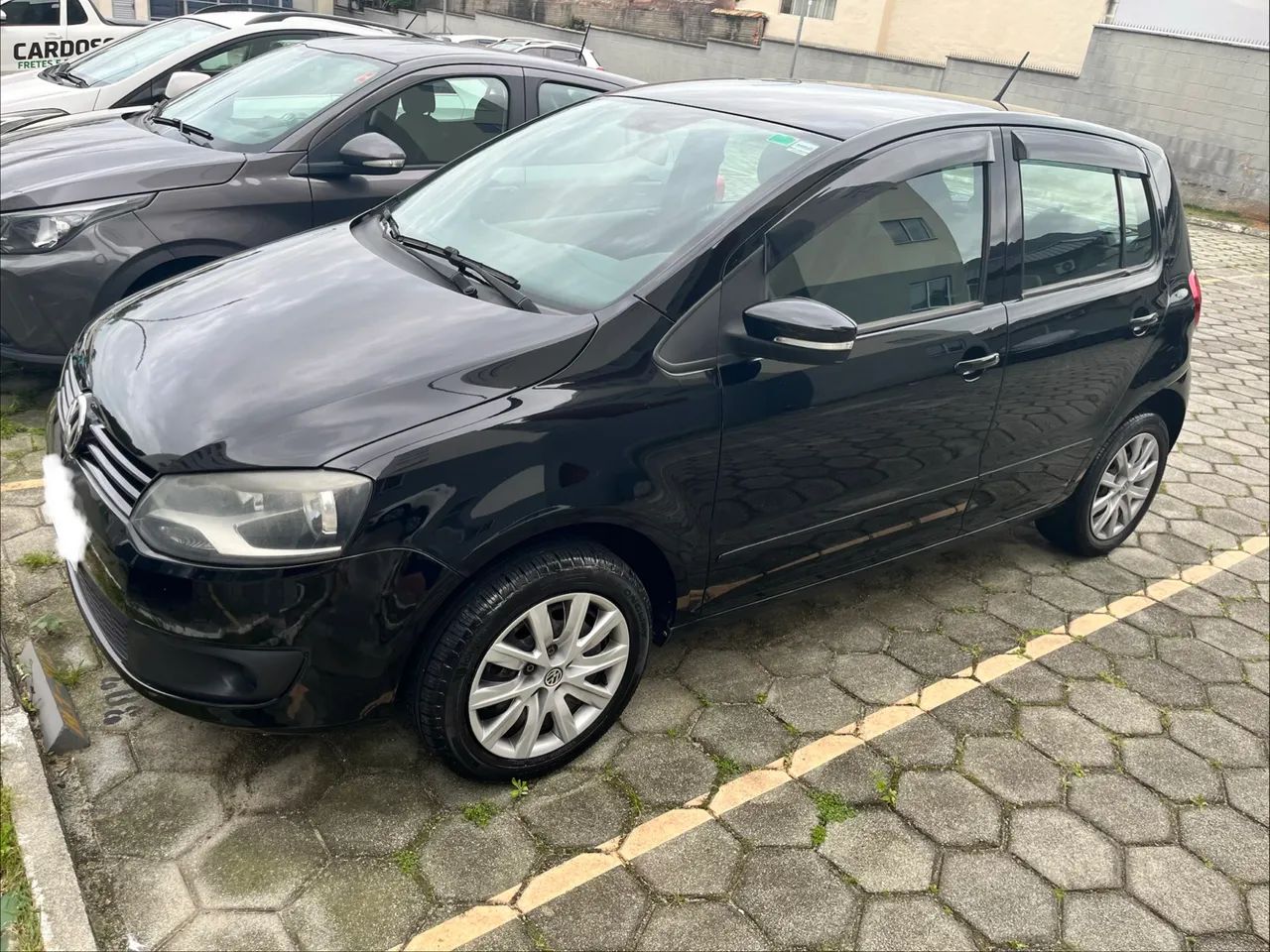 Volkswagen Fox 1.0 MI Total Flex 8V 5P 2013 - Foto 3