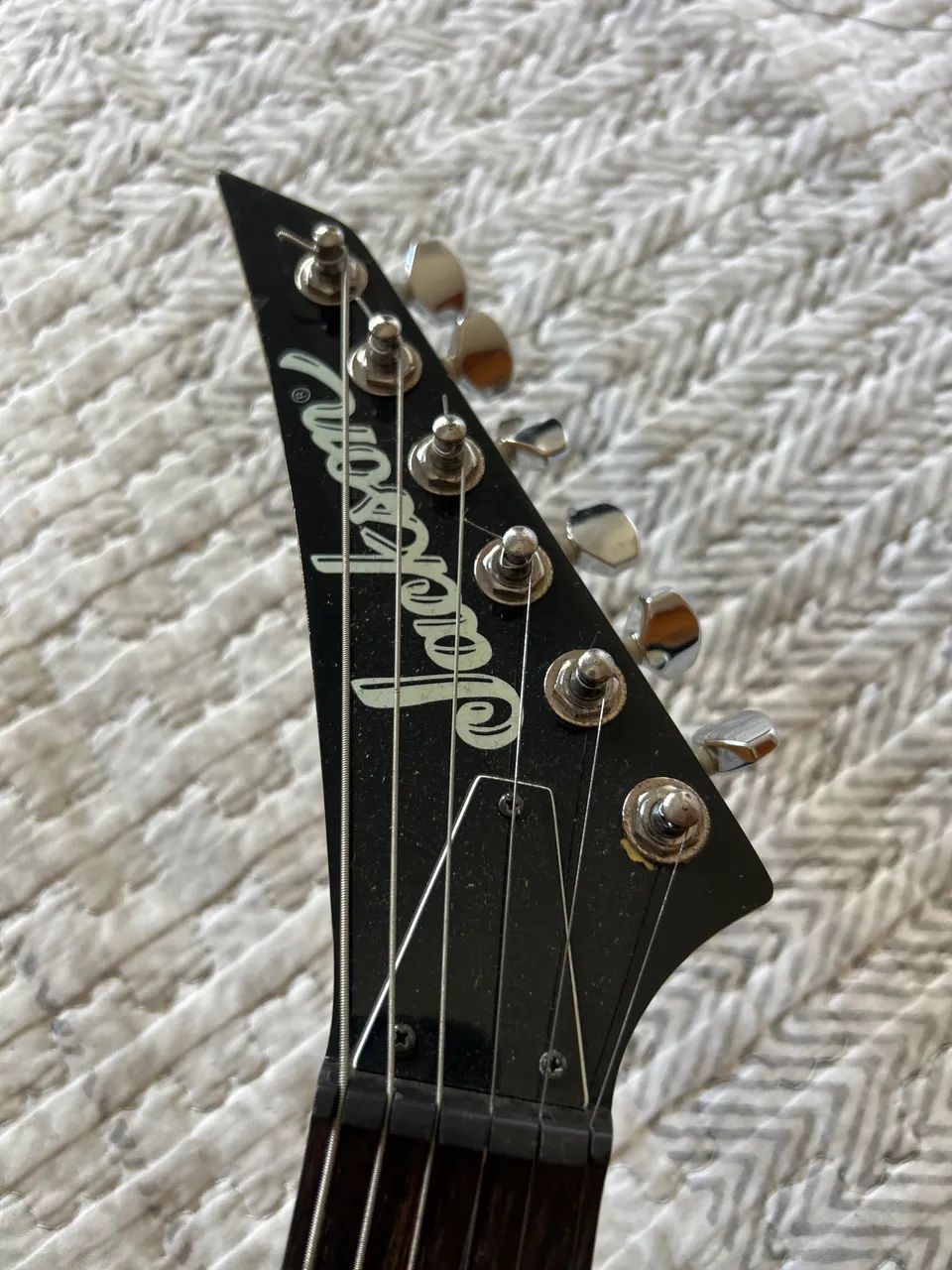 Guitarra Jackson Dinky J12 - Foto 3