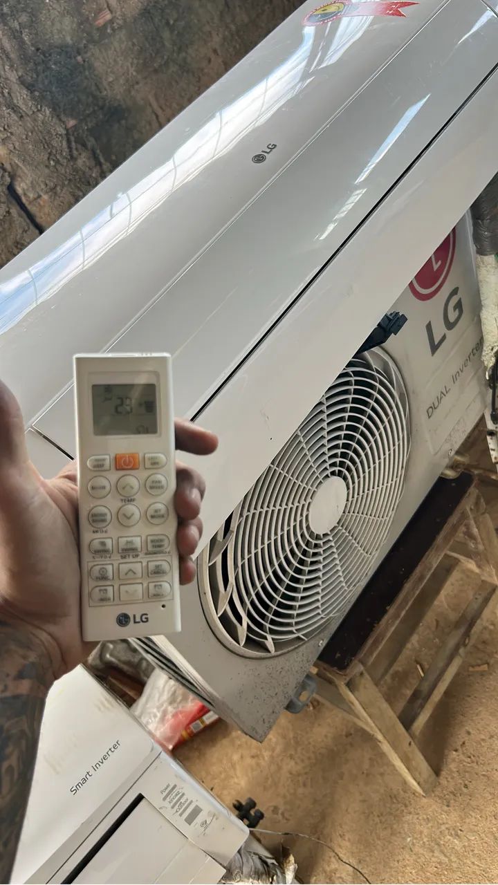 Ar condicionado + INSTALAÇÃO INCLUSA.