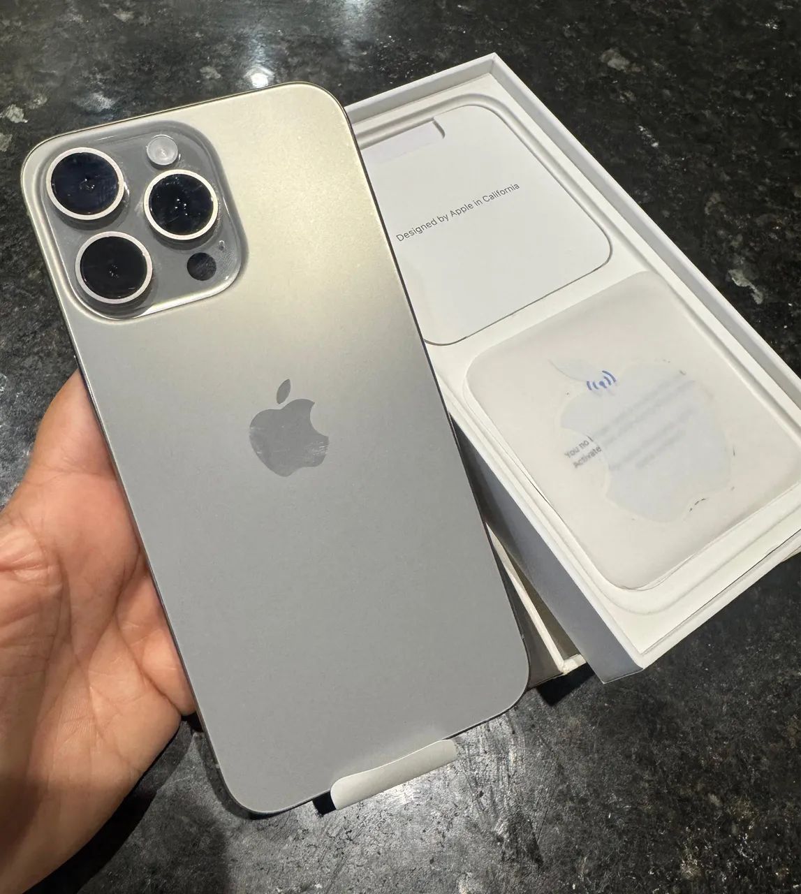 IPHONE 15 PRO MAX 256GB NA CAIXA - Celulares e Smartphones