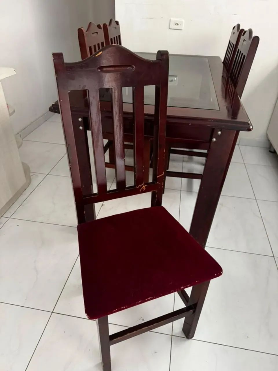 VENDO OU TROCO - MESA 6 LUGARES - Foto 2