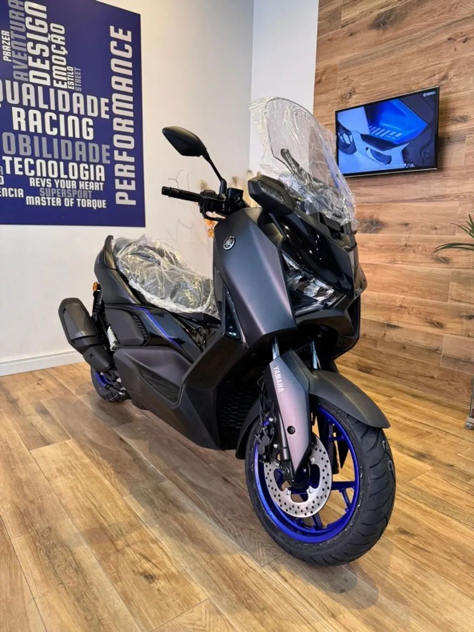 NOVA XMAX 300 ABS Connect 2026 - Foto 2