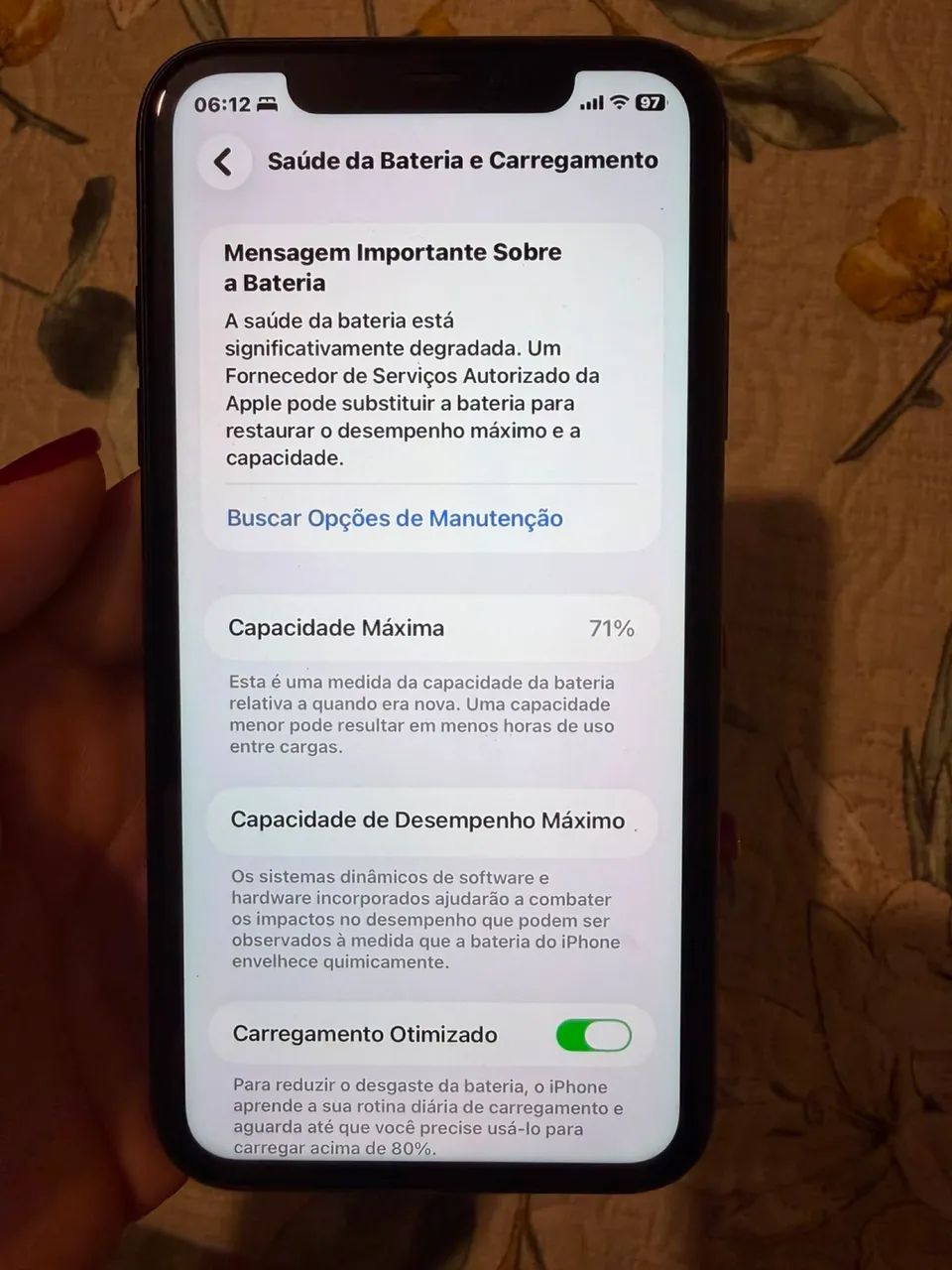 iPhone 11 128gb preto bateria 71% - Foto 2