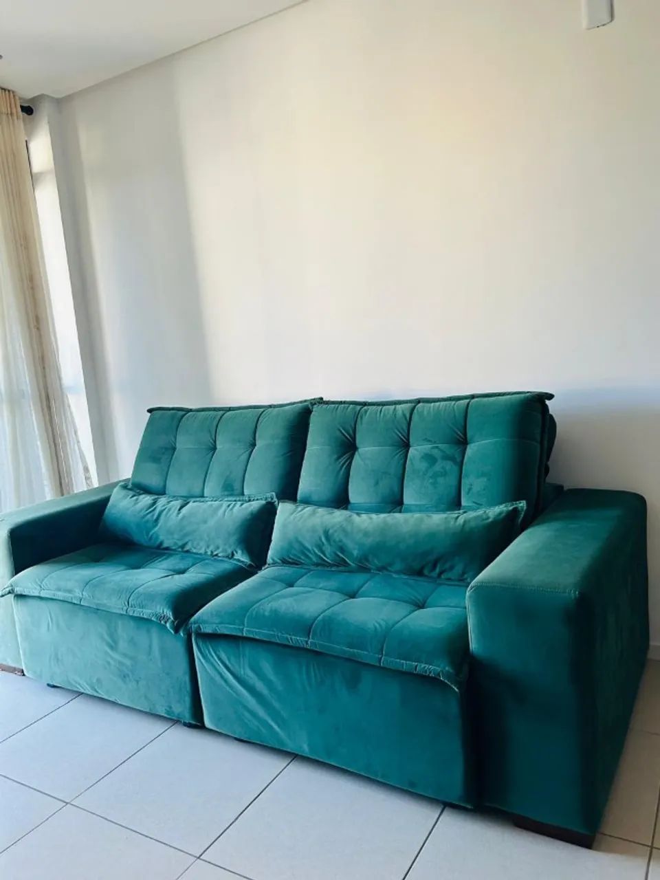 Vendo sofá retrátil e sala jantar 6 lugares bonitos e bom custo-benefício - Foto 4