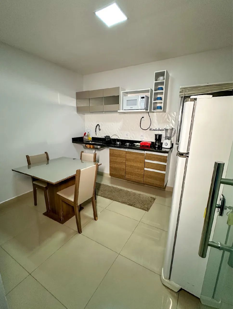  Apartamentos e Suítes Mobiliados para Locação ?