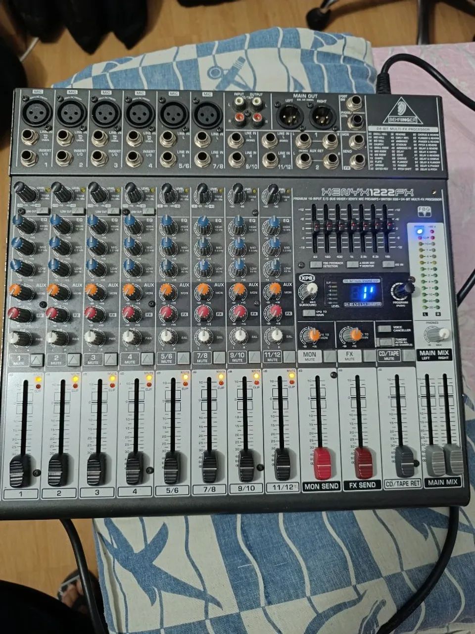 Mixer Behringer Xenyx 1222 FX - Foto 3