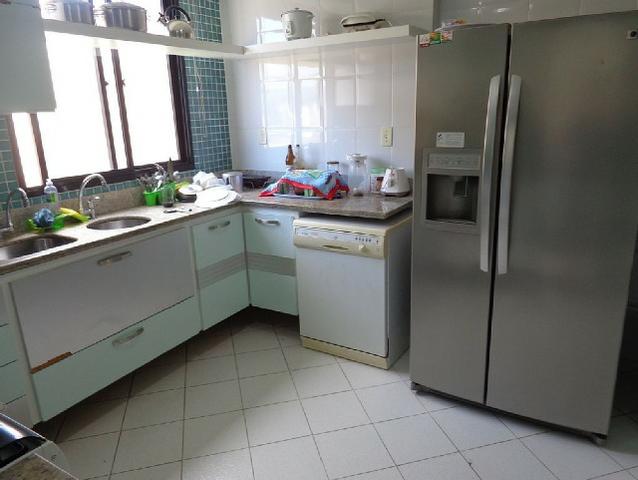 Apto de luxo de frente a praia com 3 suítes, 1 com ar e 2 vagas de garagem - Foto 9