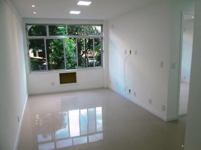 Jardim Guanabara Mangalô Próximo Praia da Bica Vazio 2 Quartos (1 suíte) Vaga JBI27694 - Foto 4