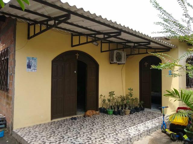 Terreno em itacoatiara com duas casas no centro - Foto 6