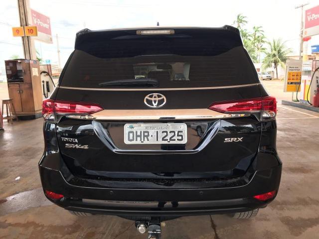 Toyota Sw4 SRX 4x4 2.8 7 lugares - Foto 6